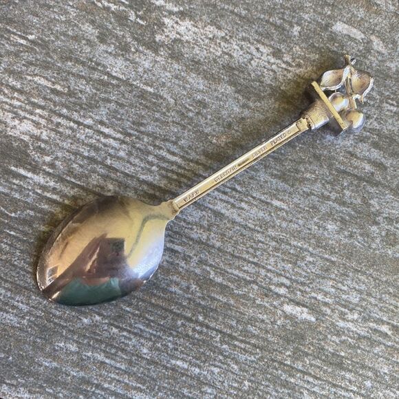 𝅺VINTAGE | Penticton BC Collector Spoon #4 - Picture 4 of 5